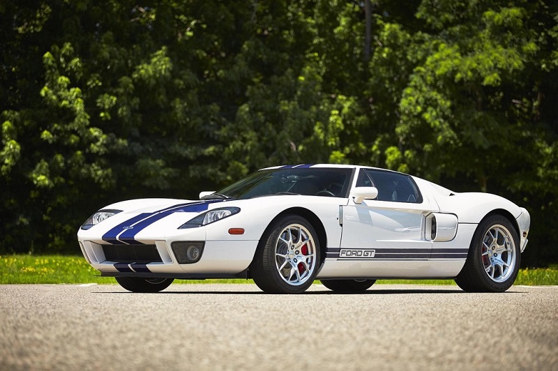 2003-Ford-GT