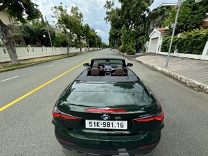 430i