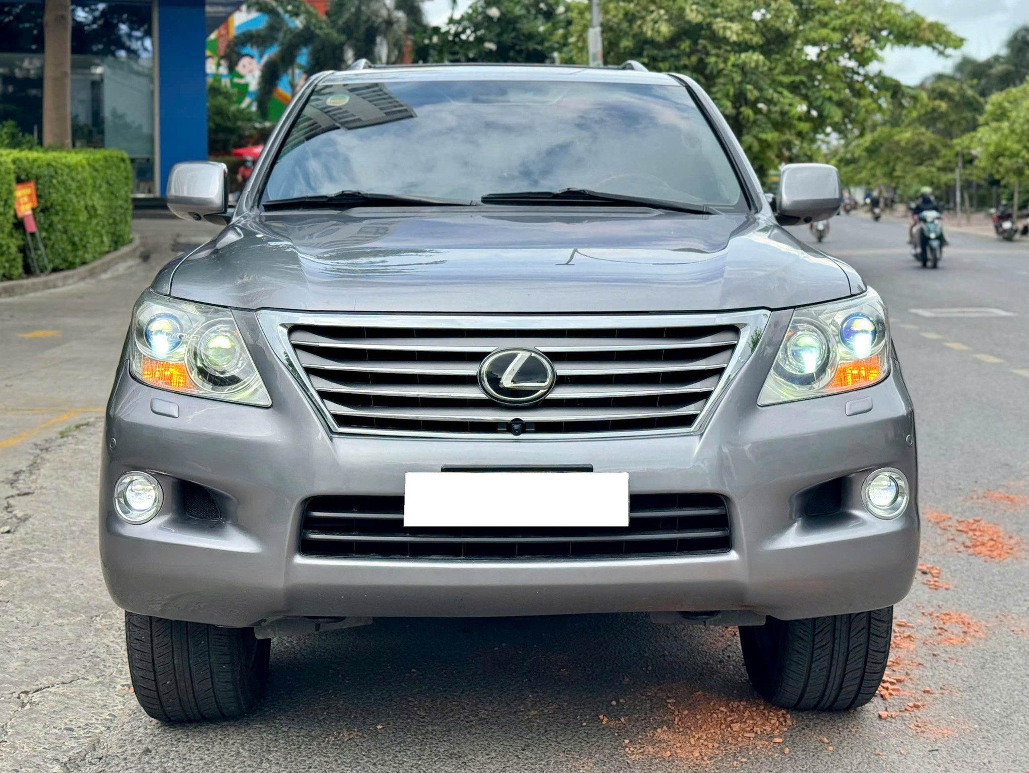 LX