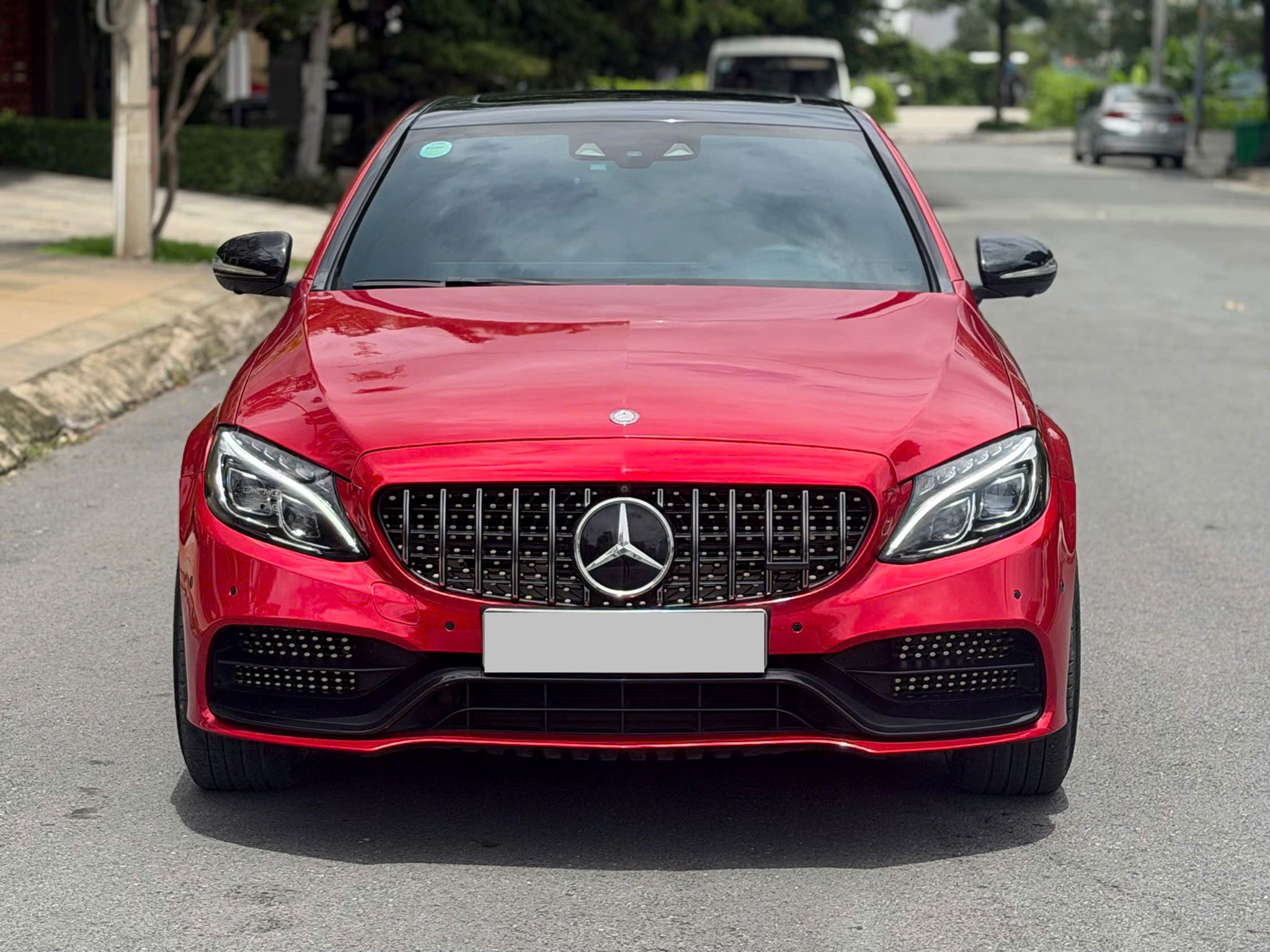 C300