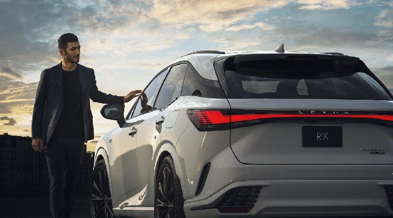 Lexus ra mắt thế hệ mới dòng RX