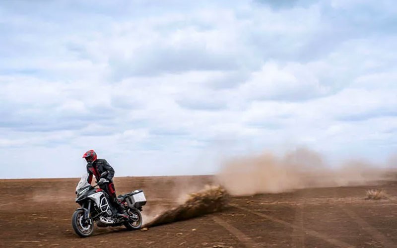 “Hoảng hồn” với Ducati Multistrada V4 Rally 2023