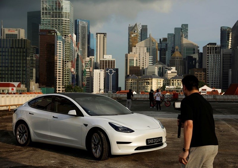 Tesla ở Singapore có giá đắt nhất thế giới