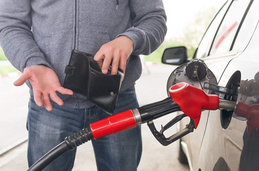 Tại sao ô tô tiêu hao quá nhiều nhiên liệu?