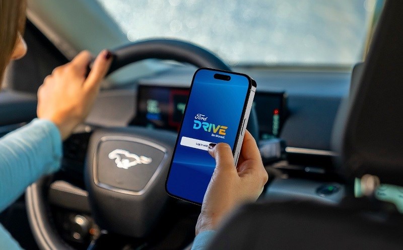 Ford công bố chương trình thuê xe điện hợp tác với Uber
