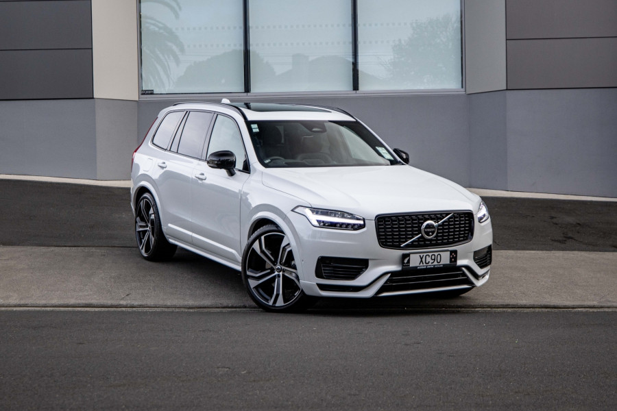 Volvo XC90 ưu đãi 486 triệu đồng cho khách hàng mua xe trong tháng 8 