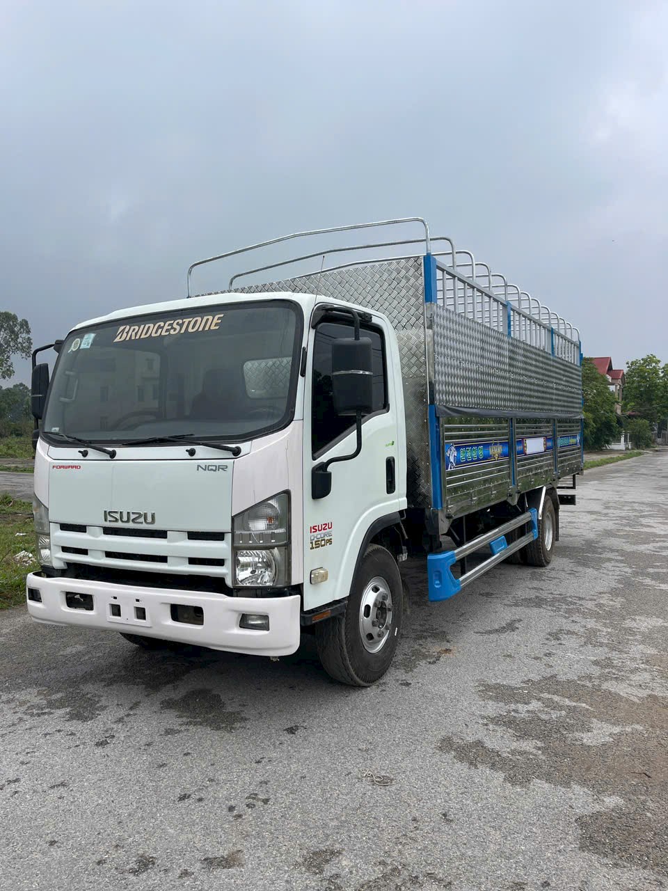 ISUZU , 2016