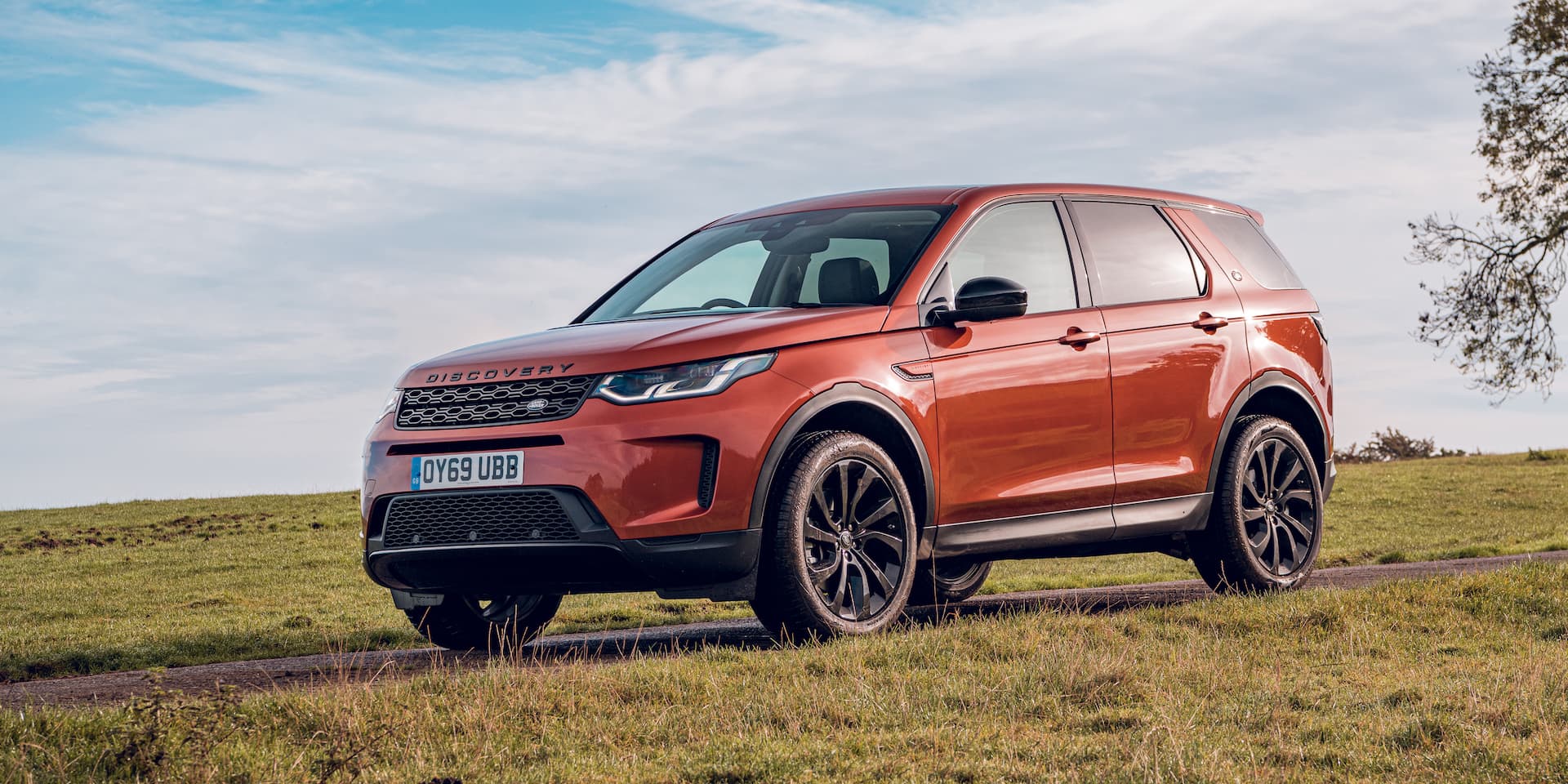 Land Rover Discovery Sport 2026 không đủ làm mới mình