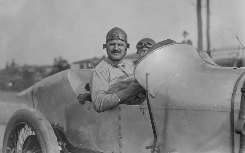 Nhân vật huyền thoại ngành ô tô Mỹ Louis Chevrolet