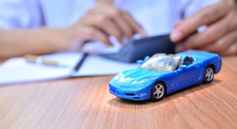 Giá niêm yết là phí sở hữu ô tô