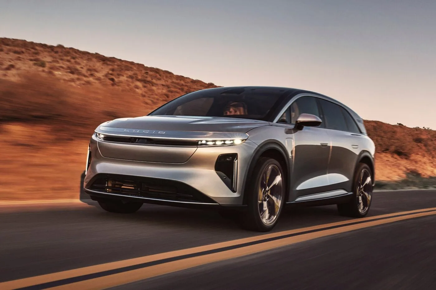Lucid Gravity Dream Edition 2026 được rao bán đấu giá